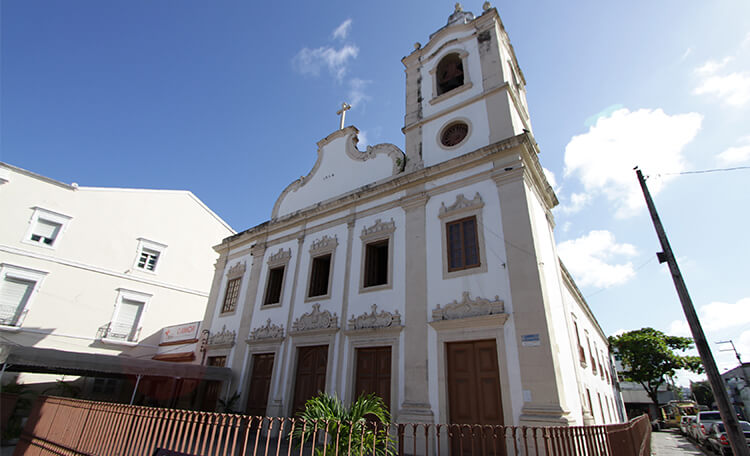 Igreja de Santa Cruz Visit Recife